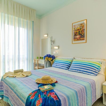 Hotel Puppi Каттолика Экстерьер фото